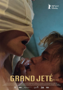 stream Grand Jete